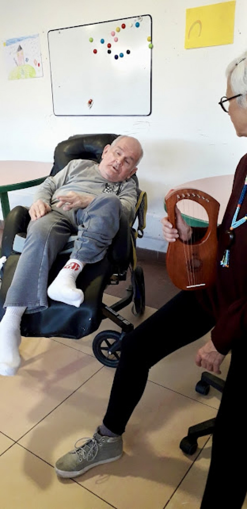YOGATHERAPIE SUR CHAISE A MALMOUSQUE